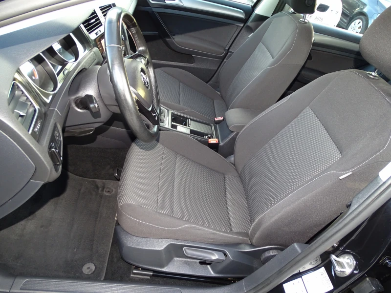 VW Golf 7.5_1.6TDI_116 Коня_EURO 6b_* , снимка 9 - Автомобили и джипове - 52245779