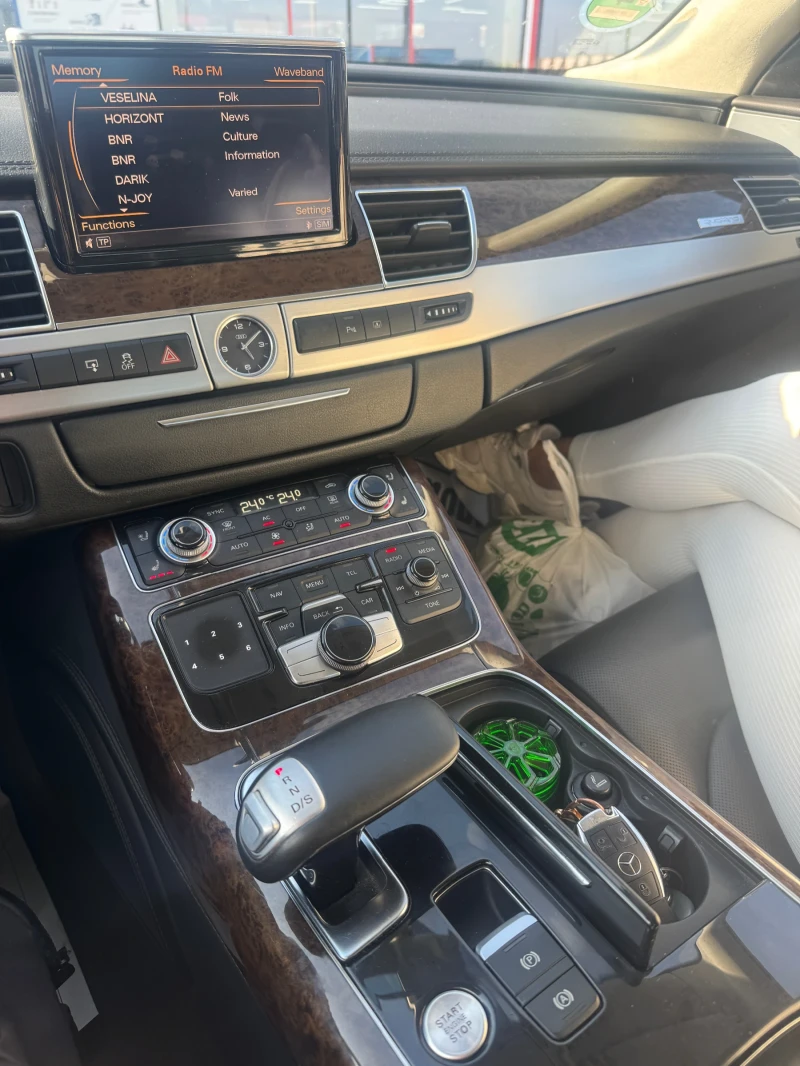 Audi A8 4.2 tdi Led, снимка 9 - Автомобили и джипове - 52931196