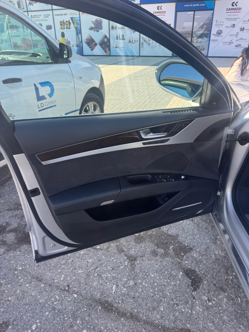 Audi A8 4.2 tdi Led, снимка 8 - Автомобили и джипове - 52931196