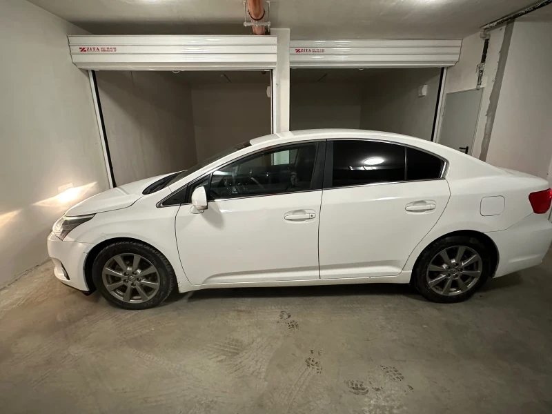 Toyota Avensis, снимка 6 - Автомобили и джипове - 53355134