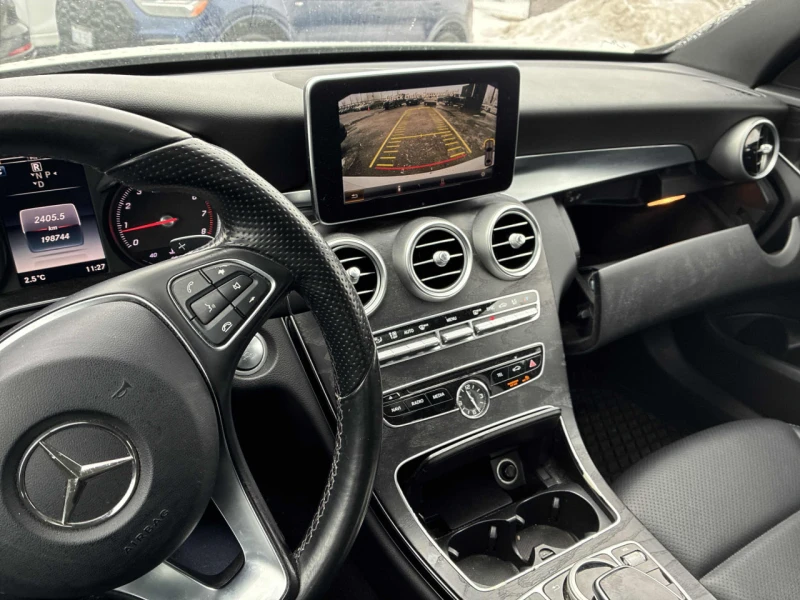 Mercedes-Benz C 300 4MATIC * AMG PACK* ПОДГРЕВИ* КАМЕРА* ПАНОРАМА* , снимка 10 - Автомобили и джипове - 53571560