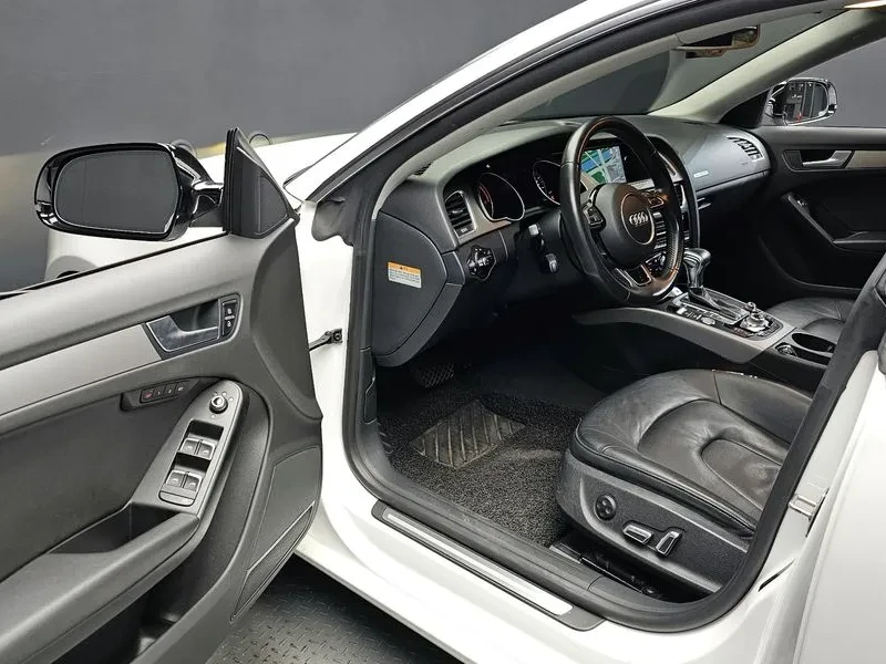 Audi A5, снимка 11 - Автомобили и джипове - 52572856