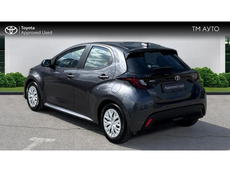 Toyota Yaris 1.5HSD LIGHT, снимка 2 - Автомобили и джипове - 54351003