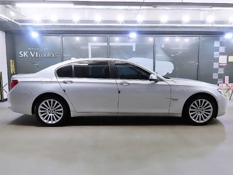 BMW 740 LI, снимка 3 - Автомобили и джипове - 55205163