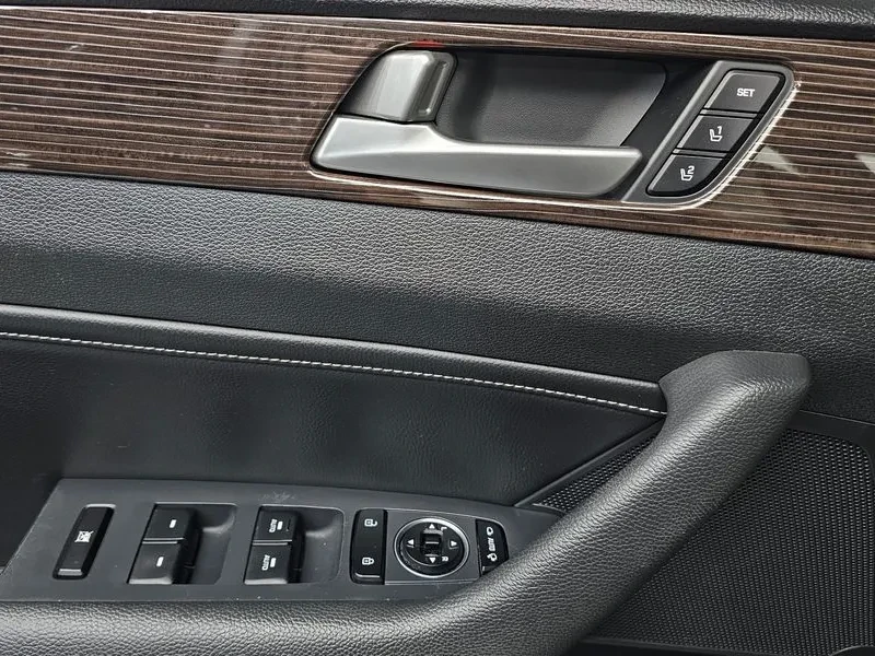 Hyundai Sonata New Rise 2.0 Premium Special, снимка 13 - Автомобили и джипове - 55260187