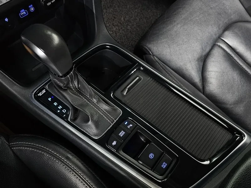 Hyundai Sonata New Rise 2.0 Premium Special, снимка 9 - Автомобили и джипове - 55260187