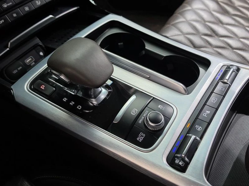 Kia Stinger * �������* ���������* ����� �������* 360 ������ | Mobile.bg � ����������� 9