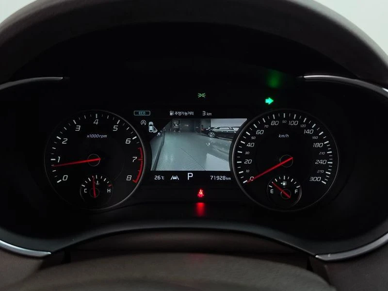 Kia Stinger * �������* ���������* ����� �������* 360 ������ | Mobile.bg � ����������� 8