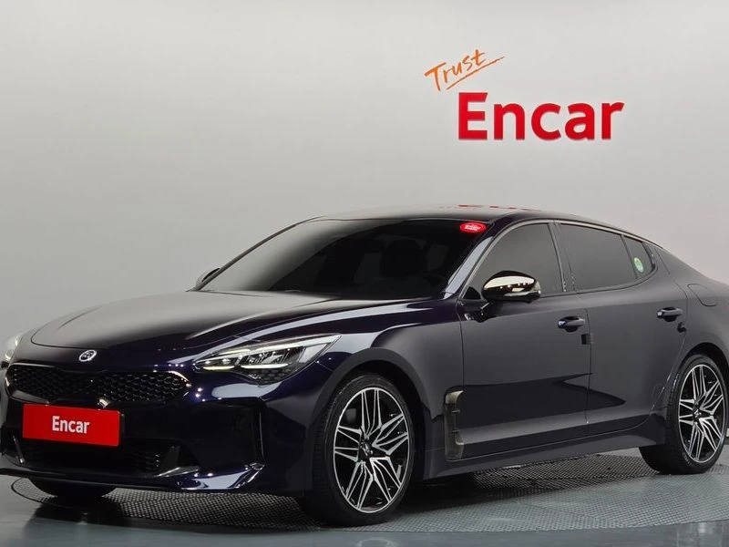 Kia Stinger * ПОДГРЕВ* ОБДУХВАНЕ* НОЩНО ВИЖДАНЕ* 360 КАМЕРА