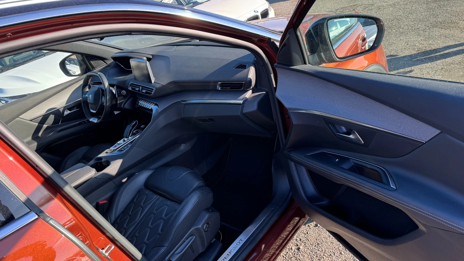 Peugeot 3008 GT+ 1.6T Hybrid4!  ! 44 | Mobile.bg   14