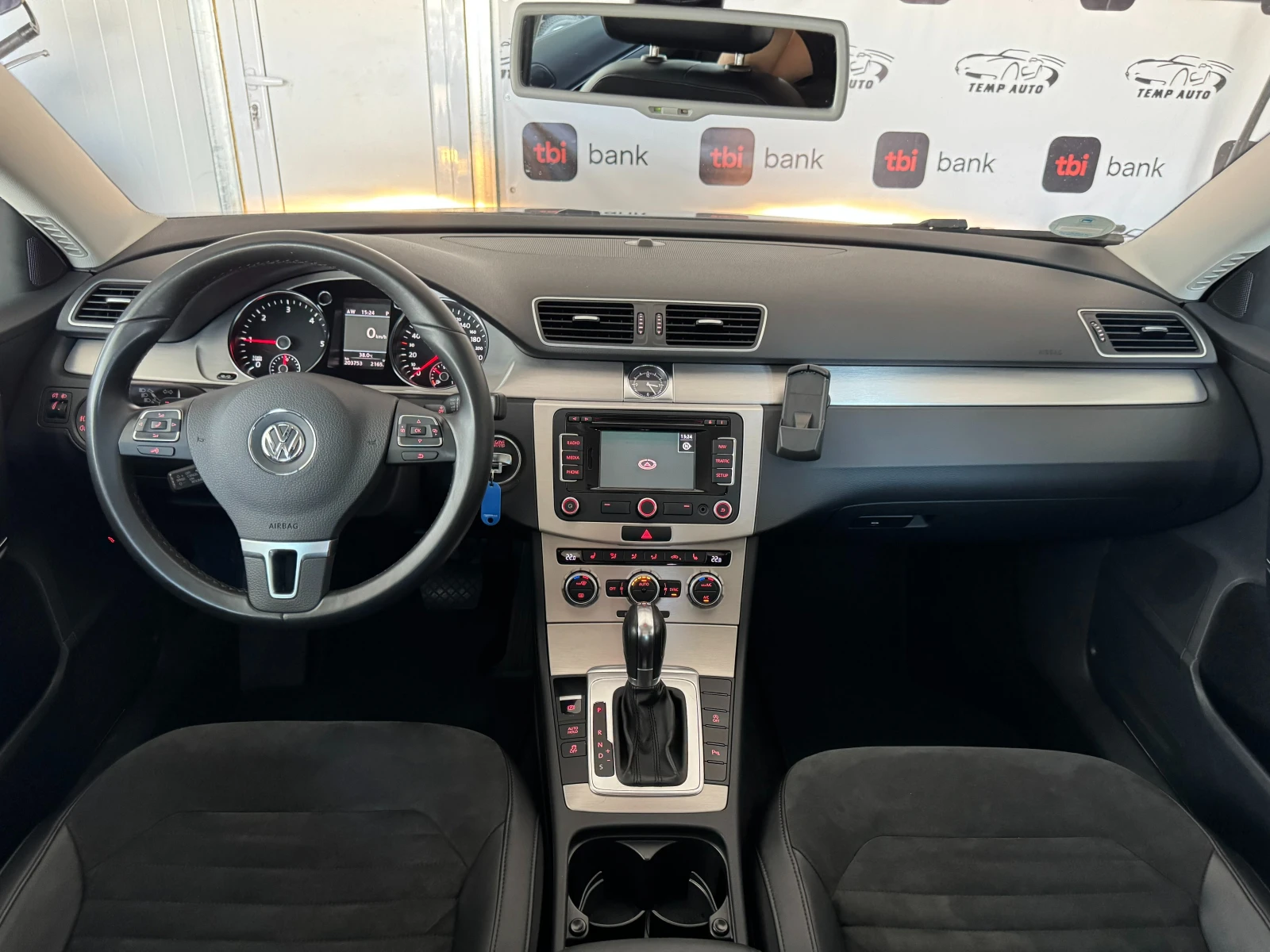 VW Passat 2.0TDI* 140к.с* СЕРВИЗНА КНИЖКА С ПЪЛНА ИСТОРИЯ В  - изображение 9