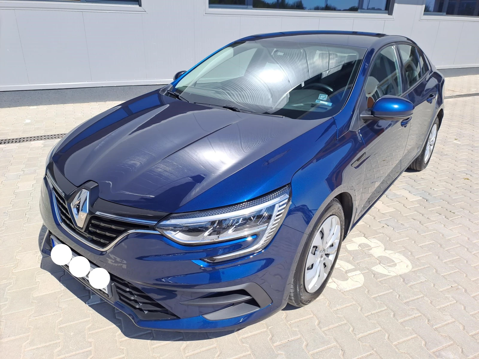 Renault Megane 1.3 Sedan TCe Life  140..    | Mobile.bg   1