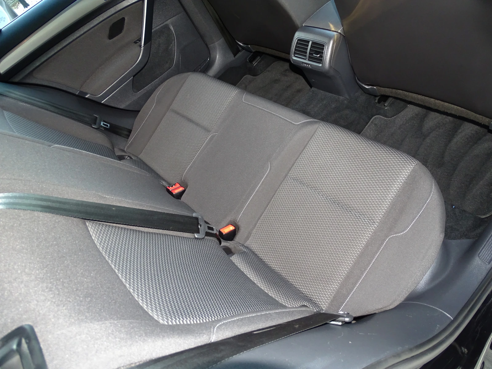 VW Golf 7.5_1.6TDI_116 _EURO 6b_*  | Mobile.bg   12