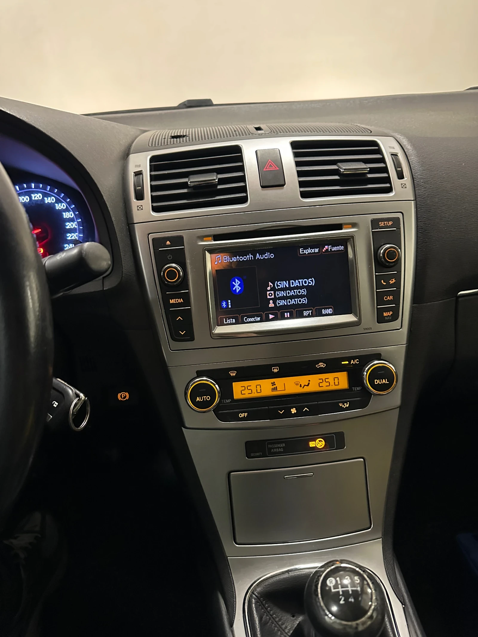 Toyota Avensis | Mobile.bg � ����������� 3