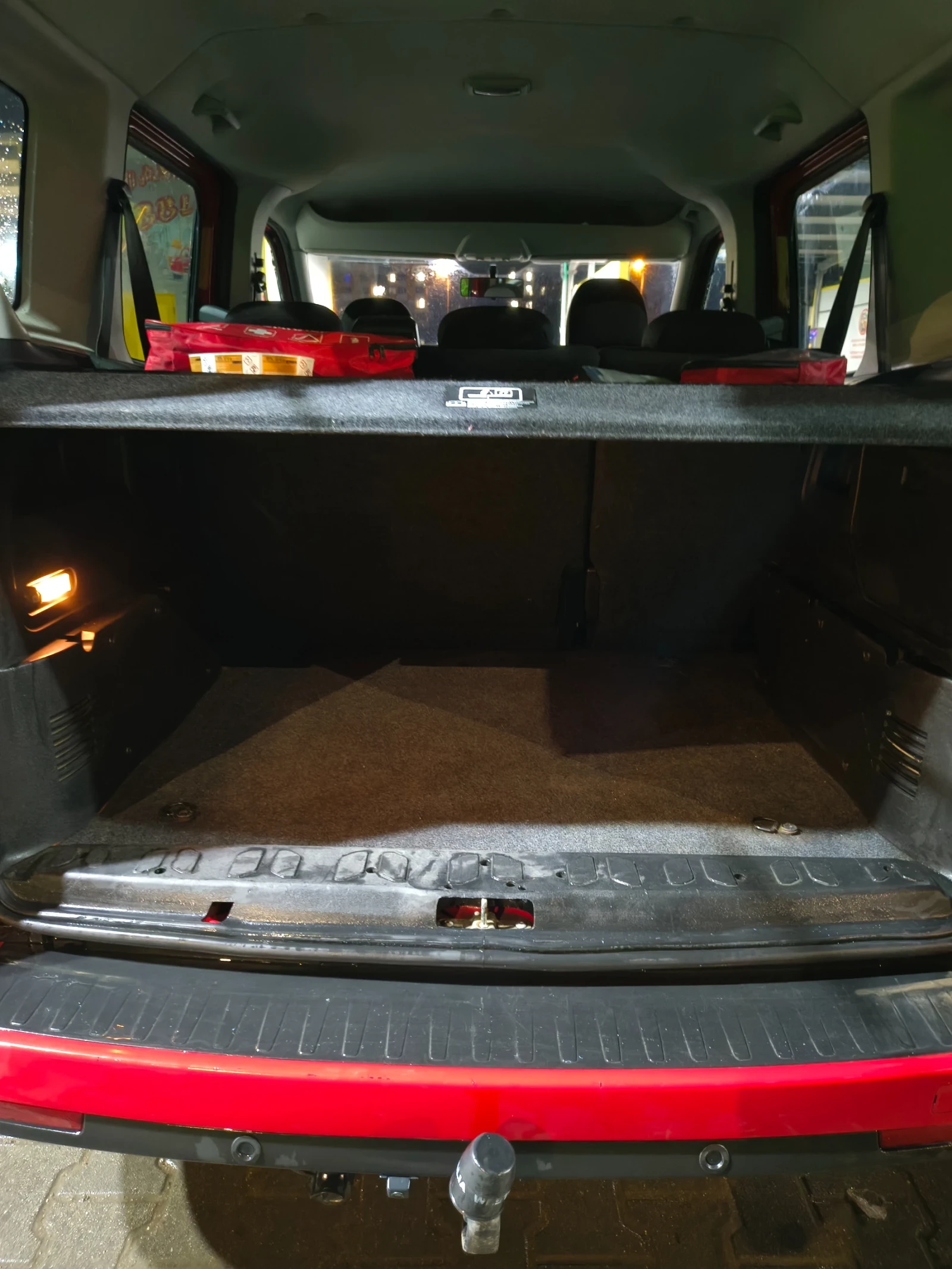 Fiat Doblo 1.6 105кс, снимка 6 - Автомобили и джипове - 53844836