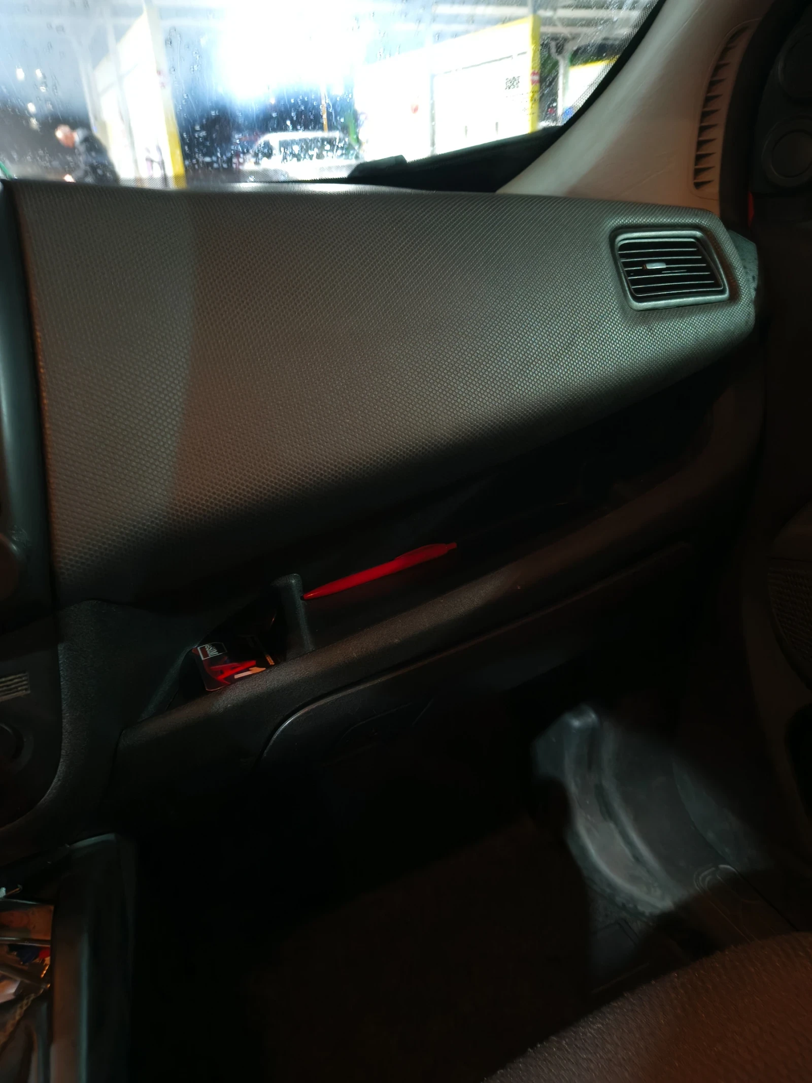 Fiat Doblo 1.6 105кс, снимка 16 - Автомобили и джипове - 53844836