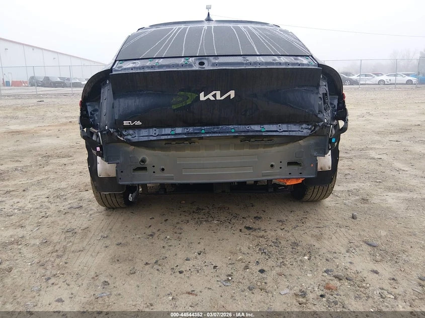 Kia EV6 Wind, снимка 6 - Автомобили и джипове - 53974123