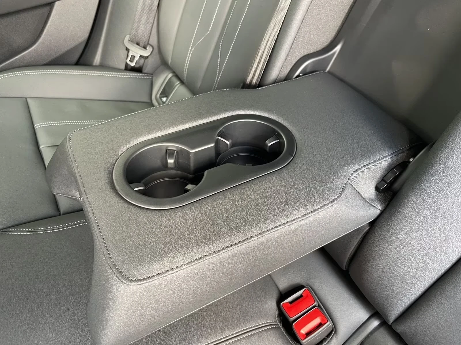 Audi A6 E-tron Sportback  Keyless Подгрев Кожа, снимка 13 - Автомобили и джипове - 54084865