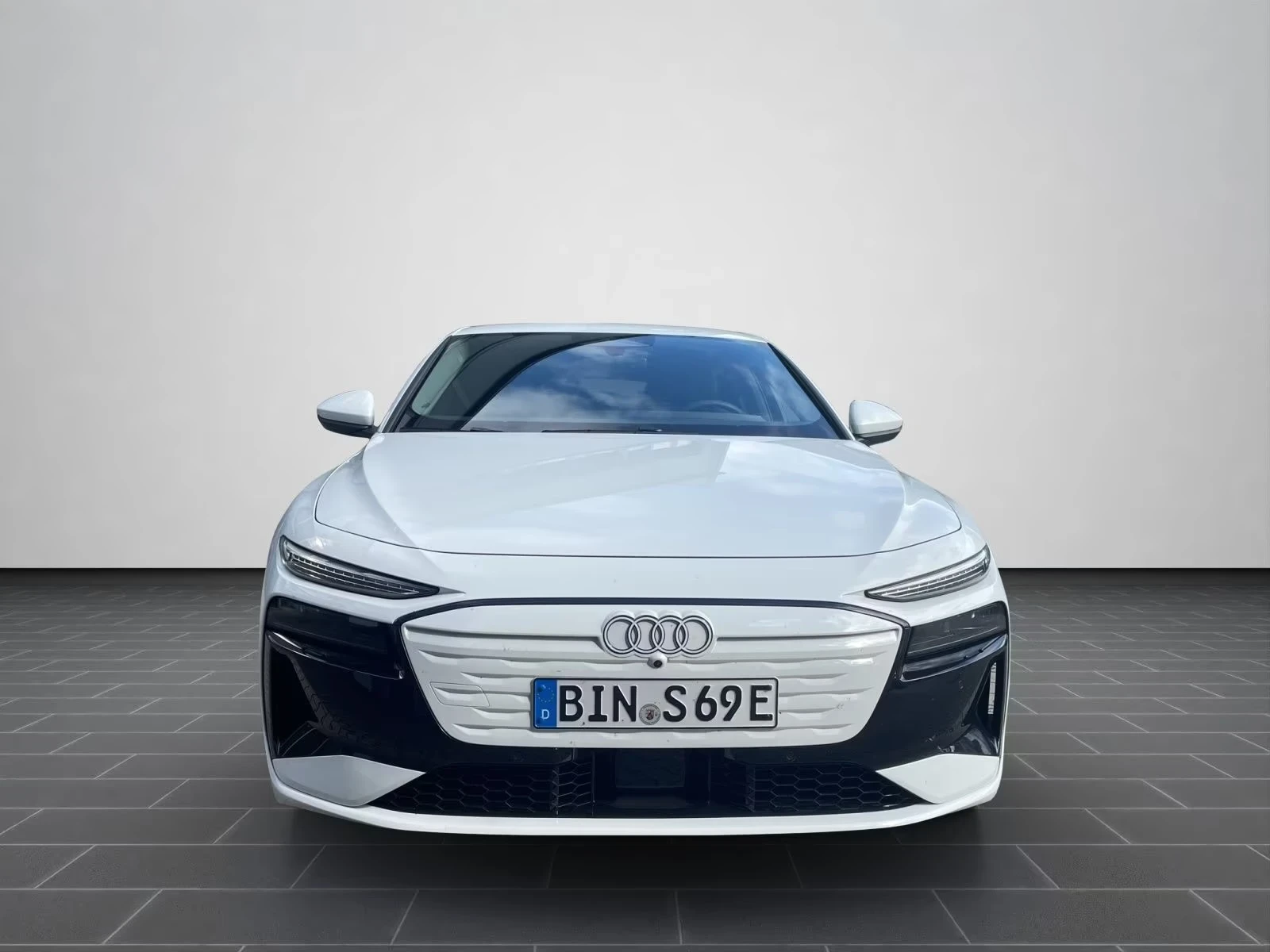 Audi A6 E-tron Sportback  Keyless Подгрев Кожа, снимка 2 - Автомобили и джипове - 54084865