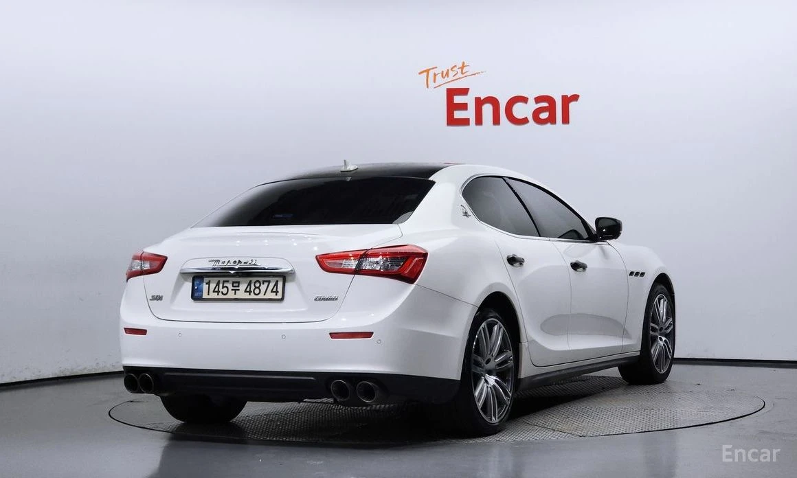 Maserati Ghibli 3.0* S* Q4* ПОДГРЕВ* ОБДУХВАНЕ* LANE* ASSIST* , снимка 2 - Автомобили и джипове - 54228215