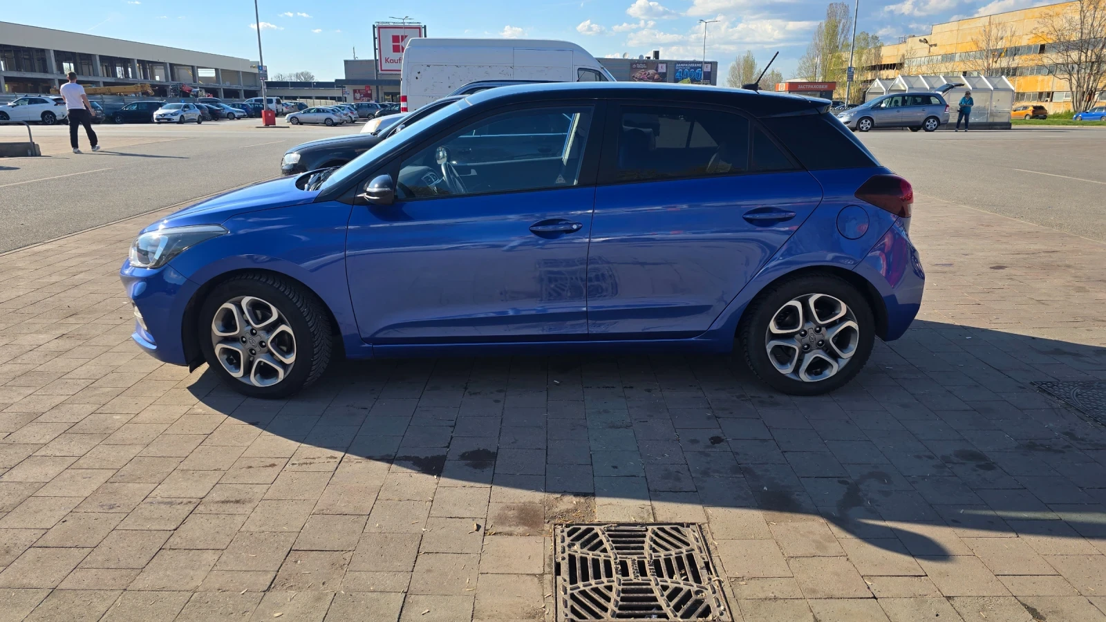 Hyundai I20  АВТОМАТ, снимка 5 - Автомобили и джипове - 54246486