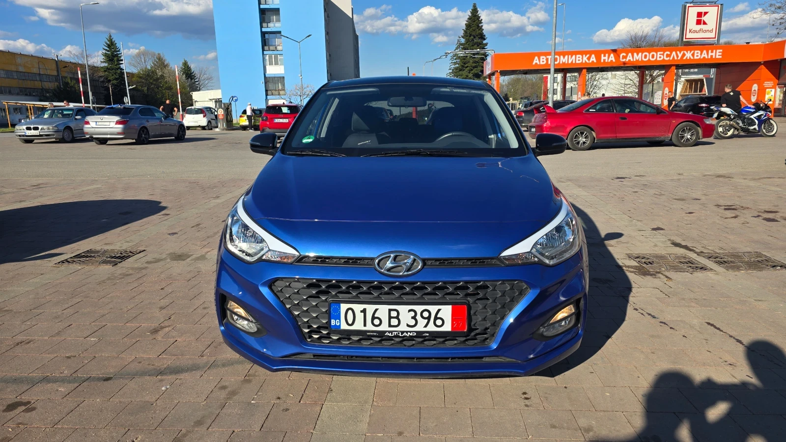 Hyundai I20  АВТОМАТ, снимка 2 - Автомобили и джипове - 54246486