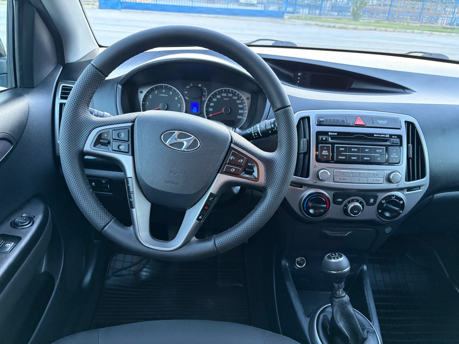 Hyundai I20 1.2 -95000��!!! | Mobile.bg � ����������� 17