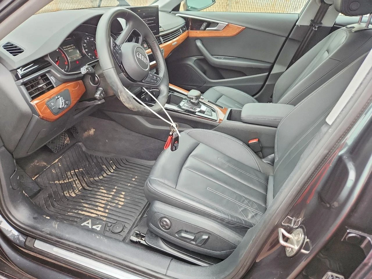 Audi A4 2.0l Premium 40, снимка 7 - Автомобили и джипове - 54558051