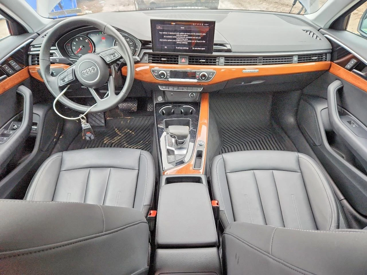 Audi A4 2.0l Premium 40, снимка 8 - Автомобили и джипове - 54558051