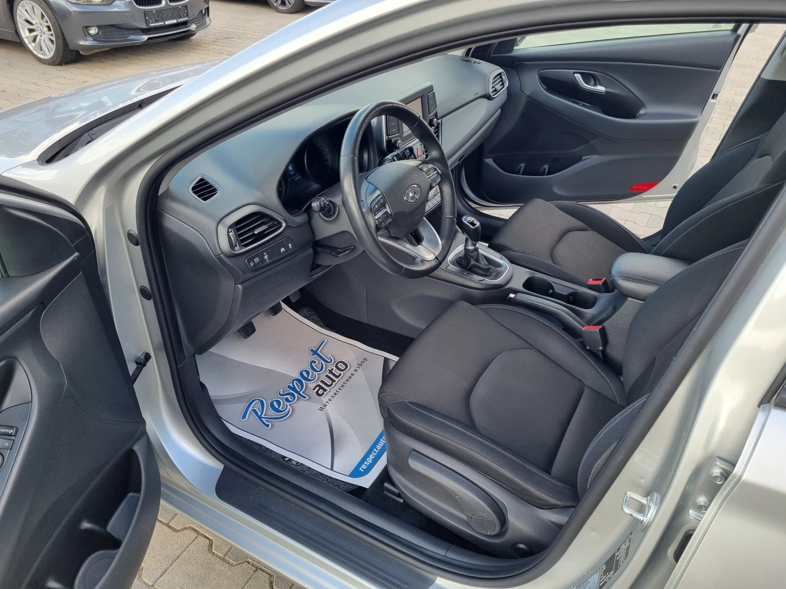 Hyundai I30 1.6CRDi-110ps 2017г., снимка 7 - Автомобили и джипове - 55067518
