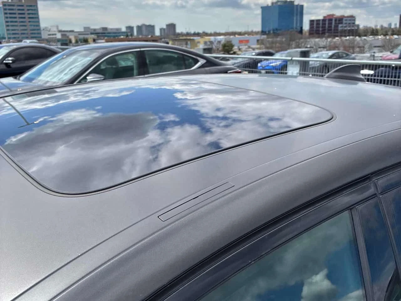 BMW 550  xDrive * CARFAX * ОПЦИЯ ЗА ФИНАНСИРАНЕ, снимка 12 - Автомобили и джипове - 55353970
