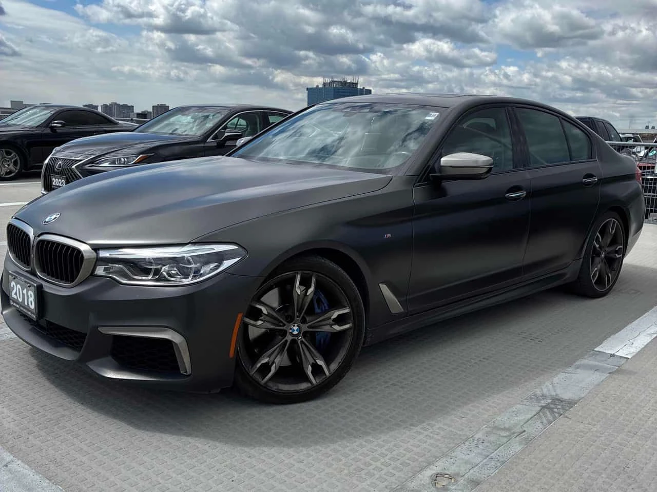 BMW 550  xDrive * CARFAX * ОПЦИЯ ЗА ФИНАНСИРАНЕ, снимка 2 - Автомобили и джипове - 55353970