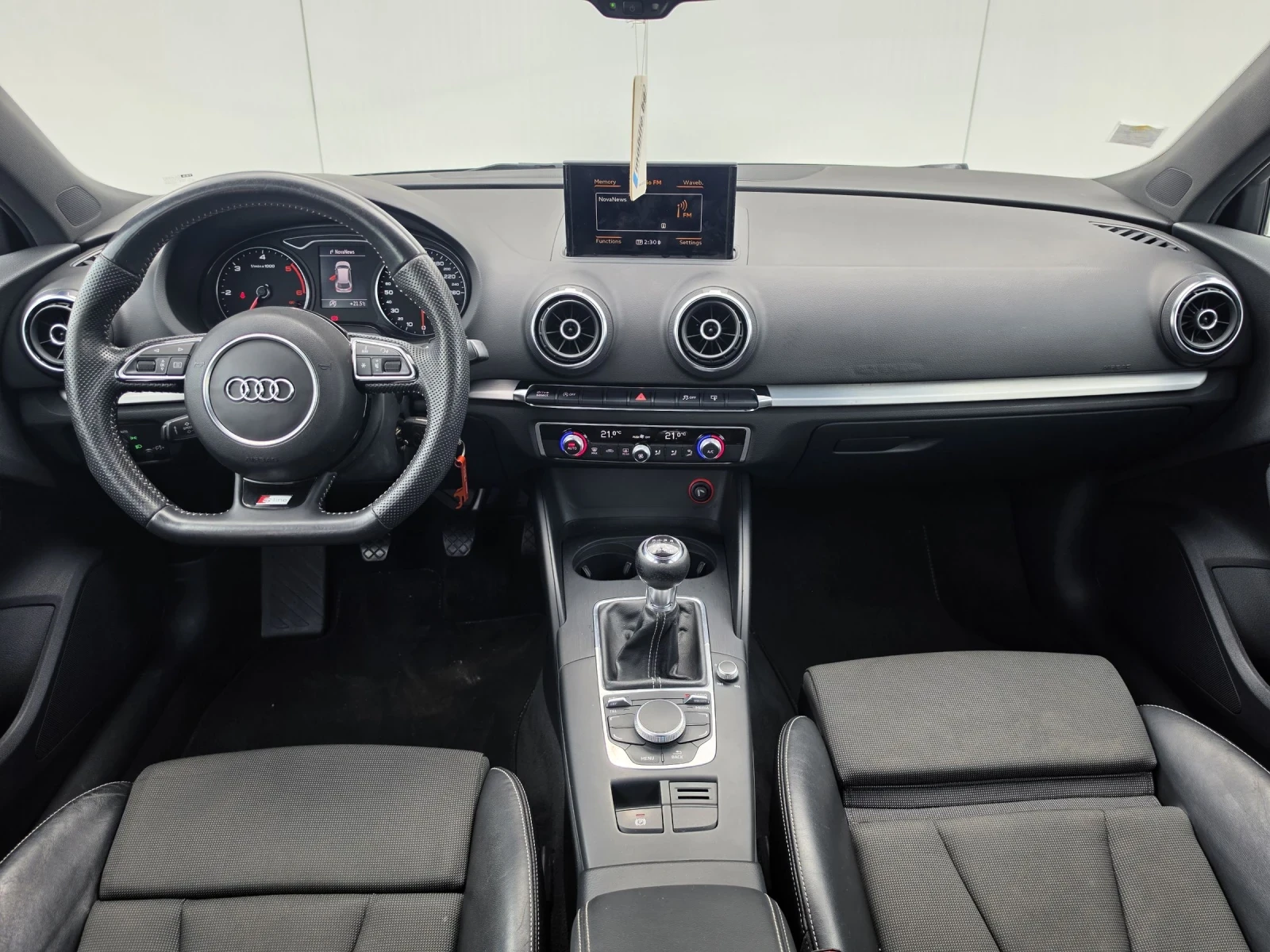 Audi A3 2.0TDi Sline 150kc, снимка 10 - Автомобили и джипове - 55411109