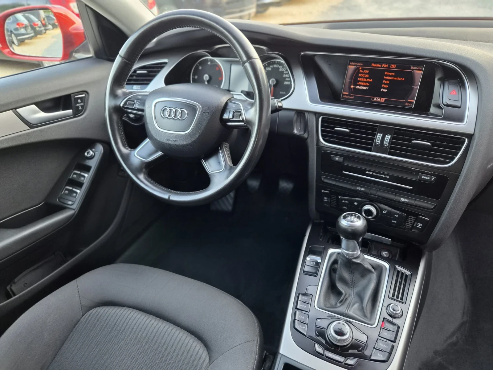 Audi A4 2.0TDI NAVI KLIMA, снимка 9 - Автомобили и джипове - 55669621