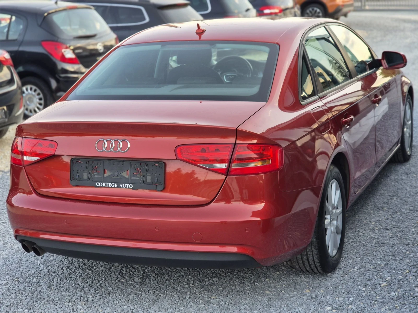 Audi A4 2.0TDI NAVI KLIMA, снимка 4 - Автомобили и джипове - 55669621