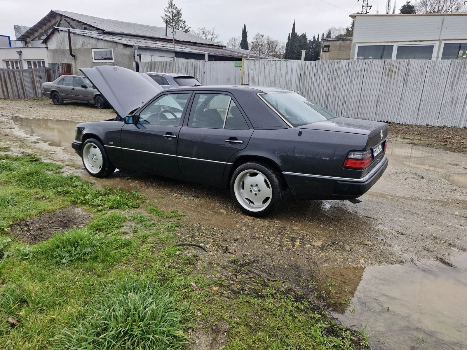 Mercedes-Benz 124 КУПУВАМ ЗА ЧАСТИ , снимка 2 - Автомобили и джипове - 55678147