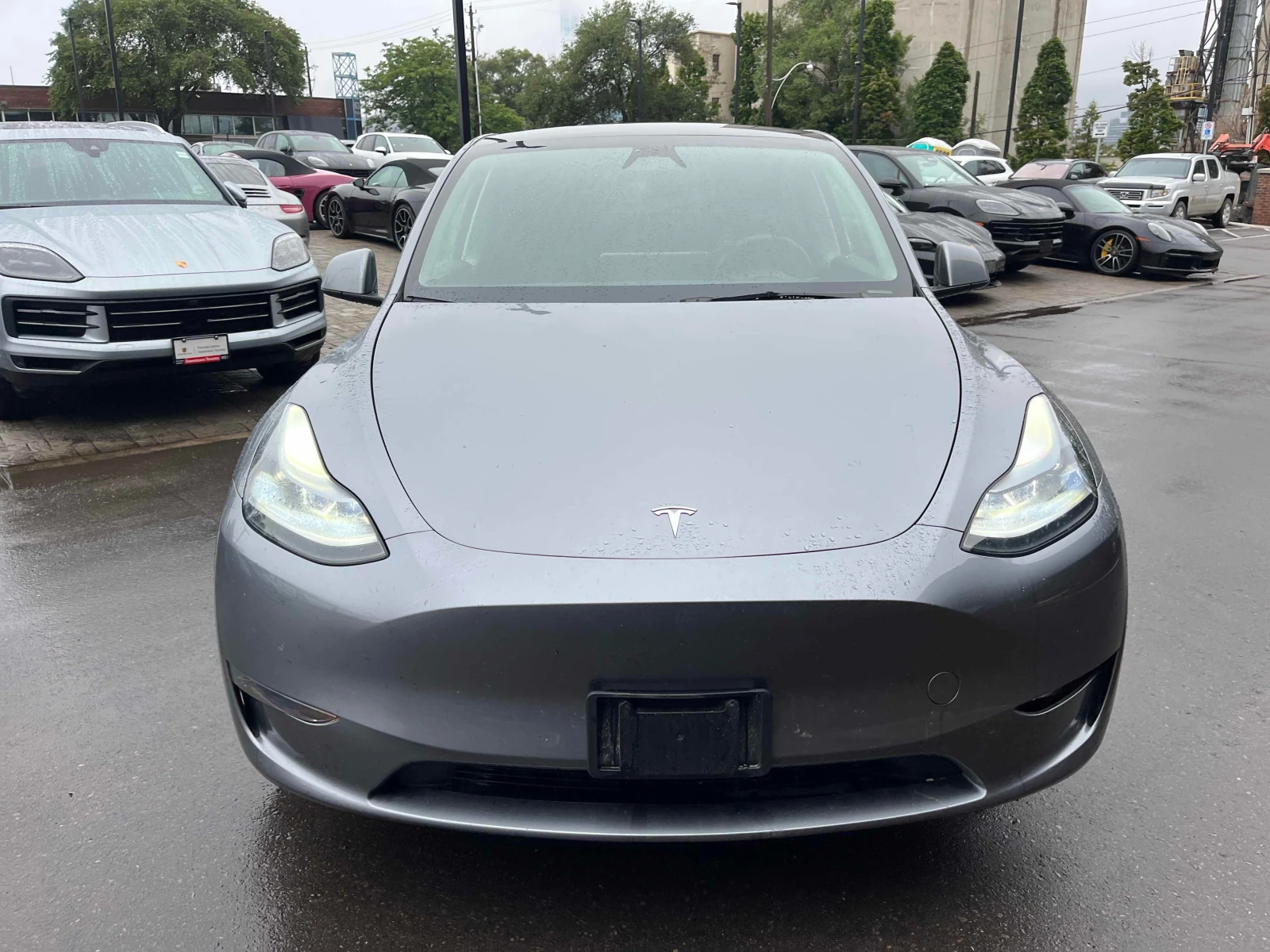 Tesla Model Y  Long Range | CARFAX | АВТОФИНАНСИРАНЕ, снимка 2 - Автомобили и джипове - 55892273