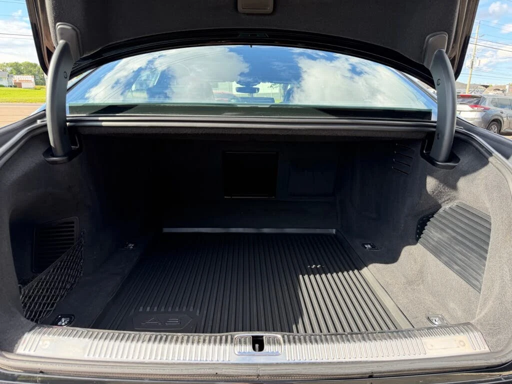 Audi A8 LONG* 3.OT* BLACK OPTIC* МАСАЖ* ПАНО* КРАЙНА ЦЕНА, снимка 9 - Автомобили и джипове - 55929196
