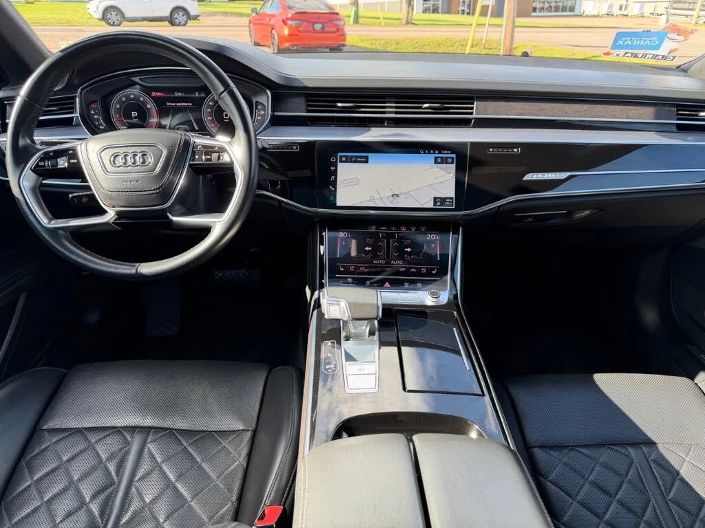 Audi A8 LONG* 3.OT* BLACK OPTIC* МАСАЖ* ПАНО* КРАЙНА ЦЕНА, снимка 11 - Автомобили и джипове - 55929196