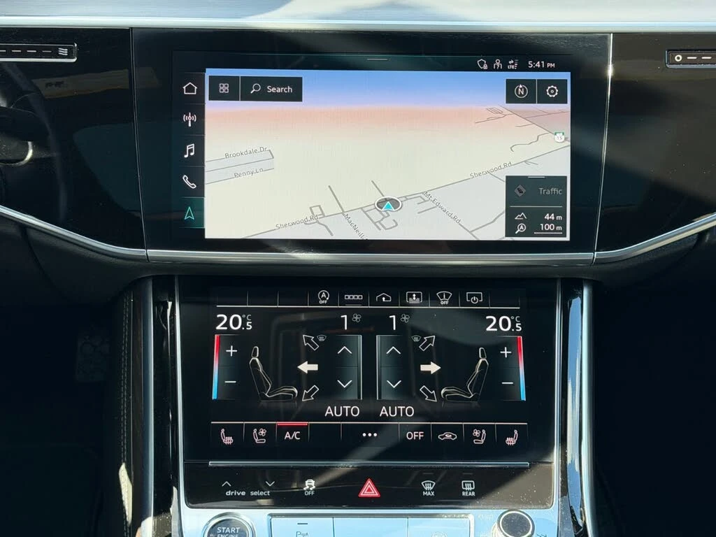 Audi A8 LONG* 3.OT* BLACK OPTIC* МАСАЖ* ПАНО* КРАЙНА ЦЕНА, снимка 15 - Автомобили и джипове - 55929196