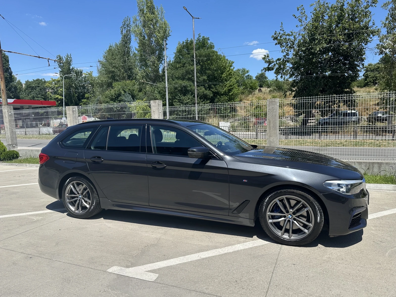 BMW 530 530dxDrive Touring JN51  M Sportpacket, снимка 2 - Автомобили и джипове - 55947720