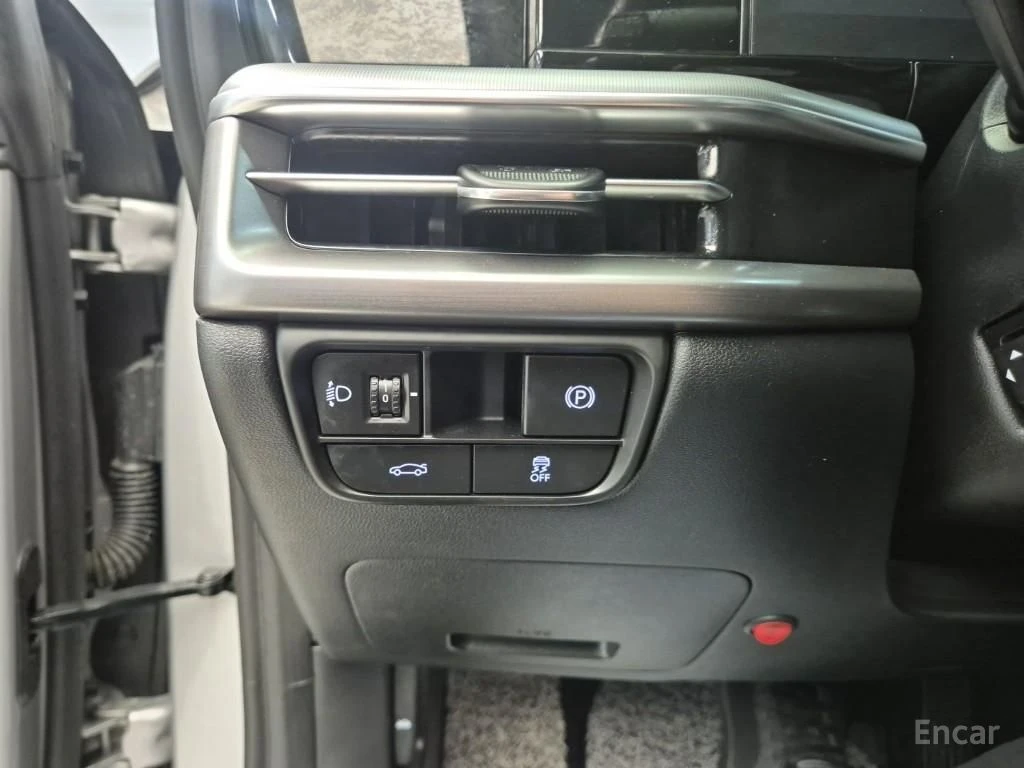 Hyundai Grandeur 3.5* LPG* PREMIUM* ОБДУХВАНЕ* ДИСТРОНИК* LANE* ASS, снимка 5 - Автомобили и джипове - 55975564