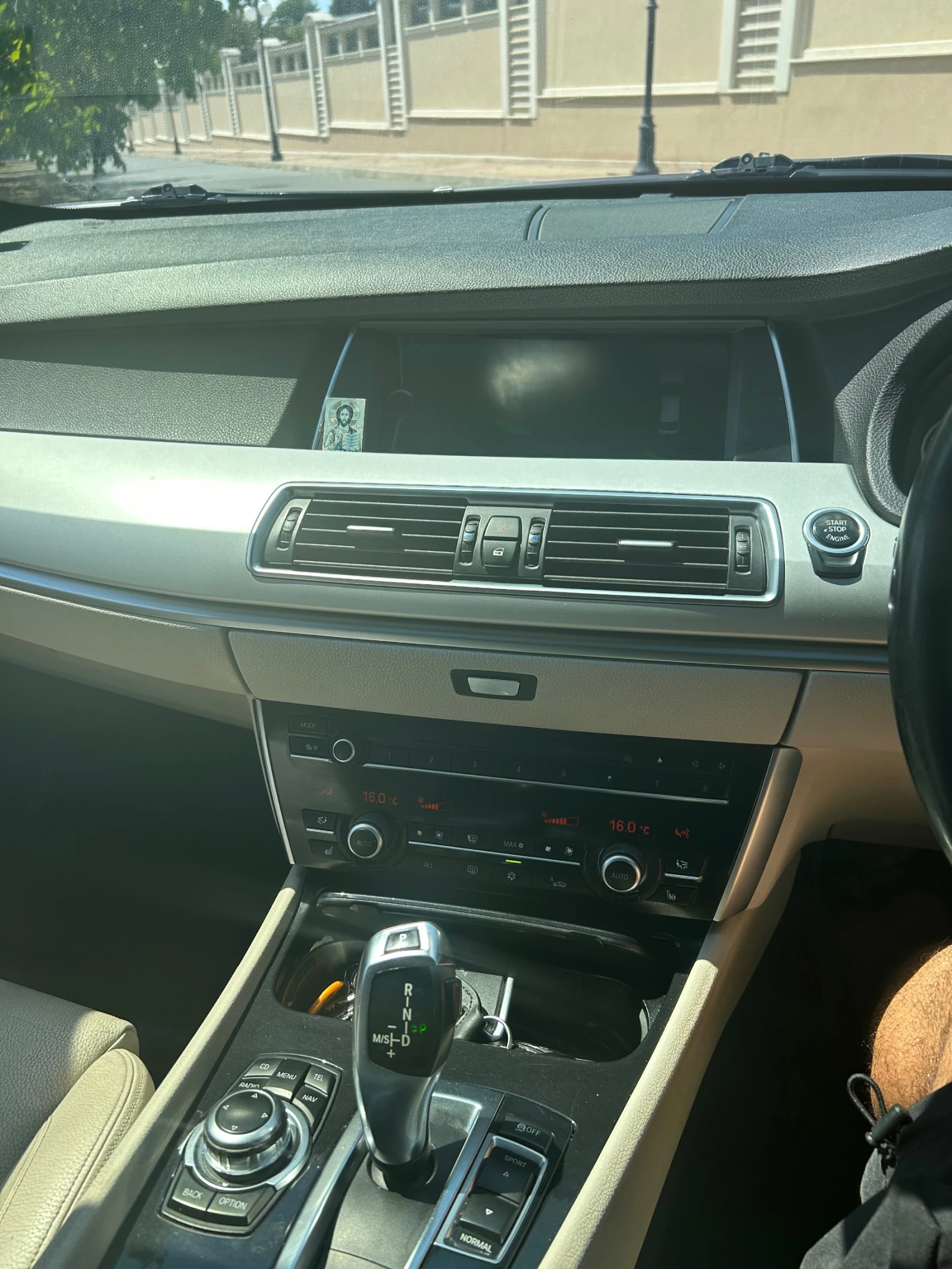 BMW 5 Gran Turismo 3.5 D 299кс, снимка 9 - Автомобили и джипове - 56151912