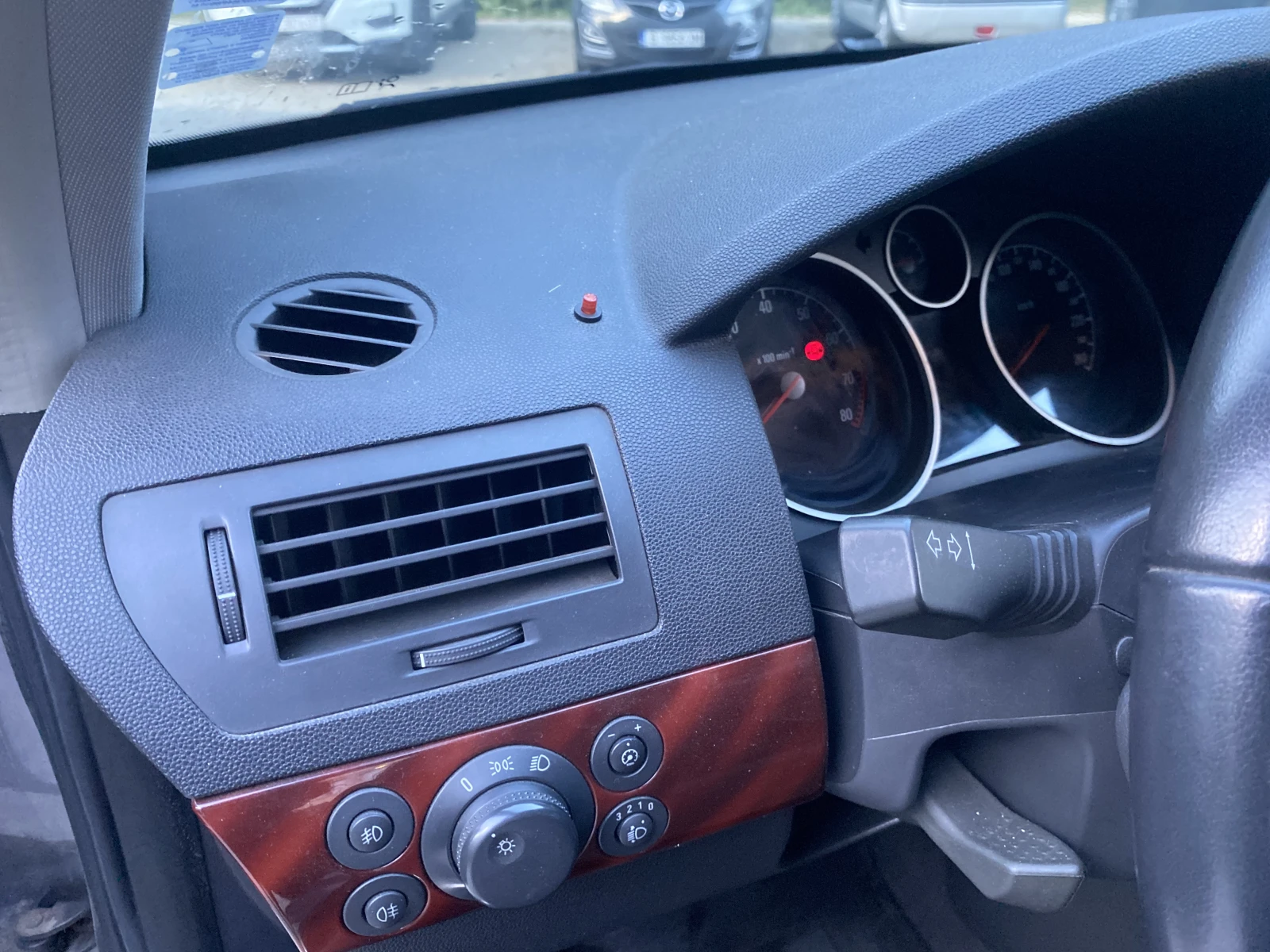 Opel Astra 1.6, снимка 8 - Автомобили и джипове - 56506443