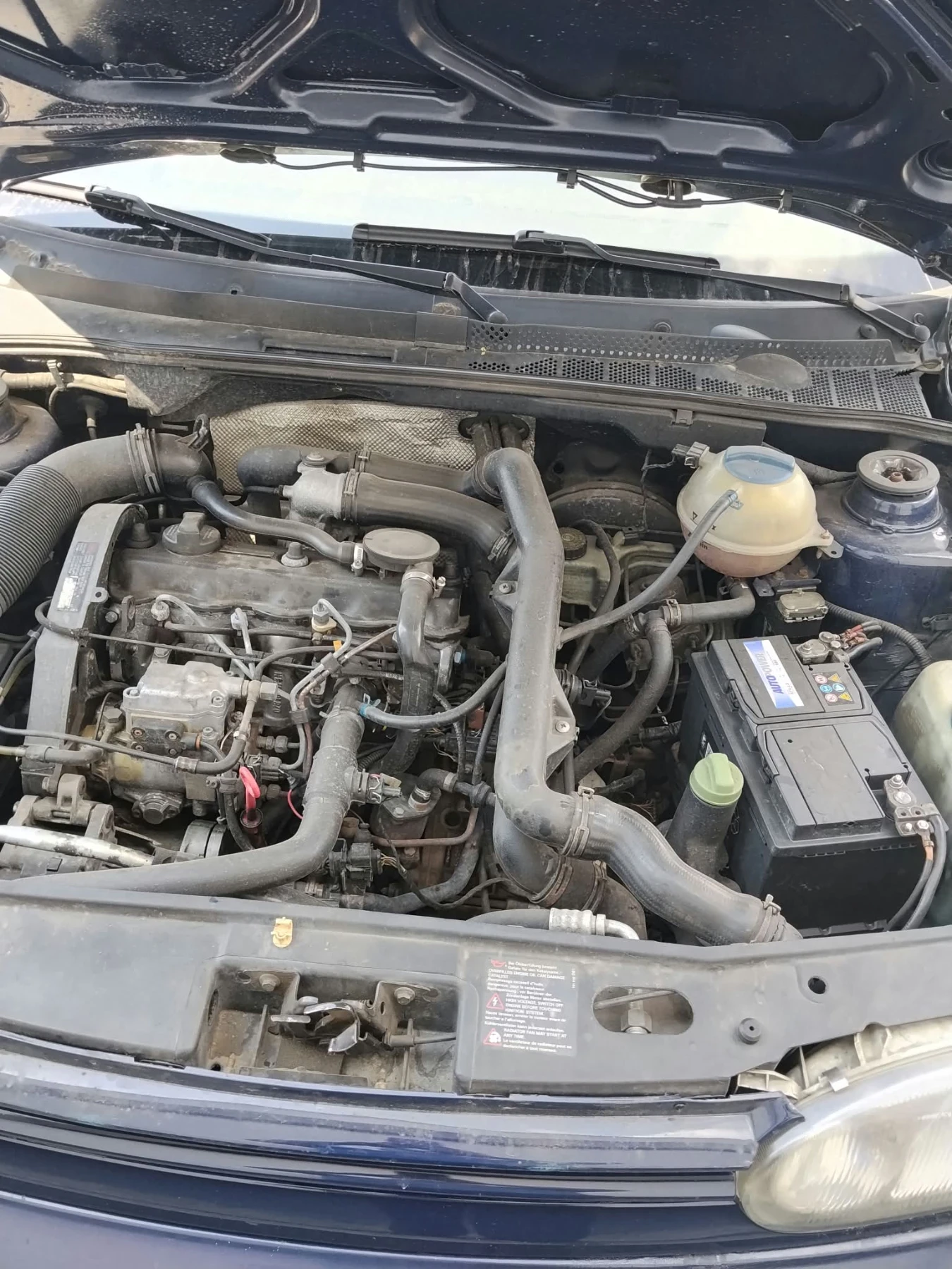 VW Golf, снимка 4 - Автомобили и джипове - 56616239