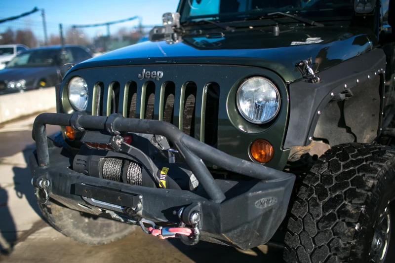 Jeep Wrangler, снимка 2 - Автомобили и джипове - 48718068