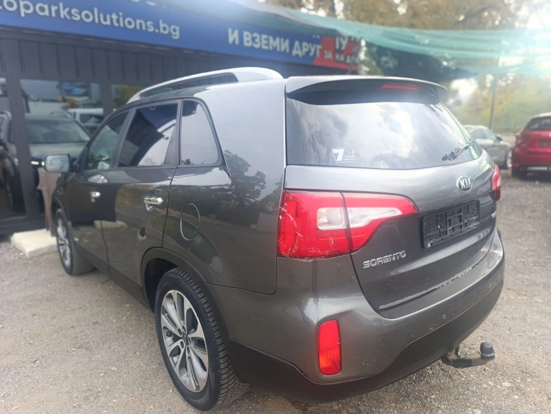 Kia Sorento 2.2 CRDi Spirit 4WD Panorama 7 места, снимка 7 - Автомобили и джипове - 52131278