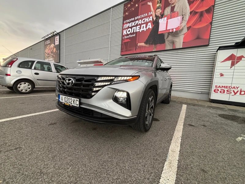 Hyundai Tucson, снимка 12 - Автомобили и джипове - 52564294