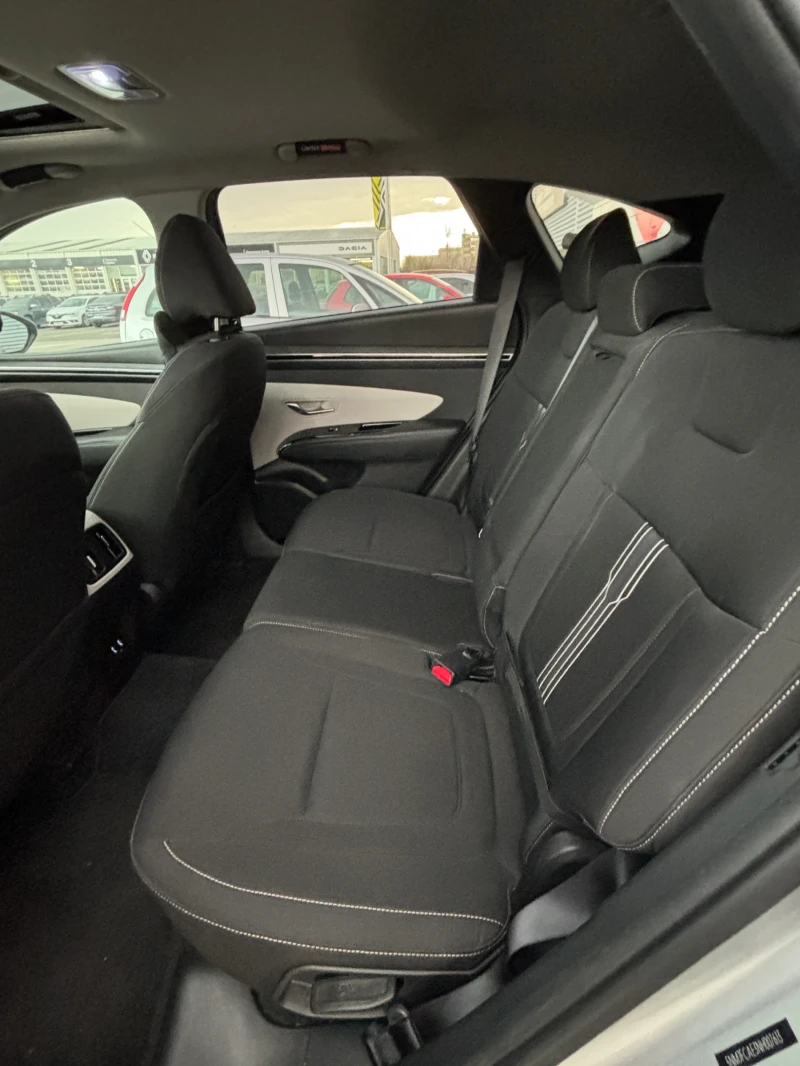 Hyundai Tucson, снимка 6 - Автомобили и джипове - 52564294