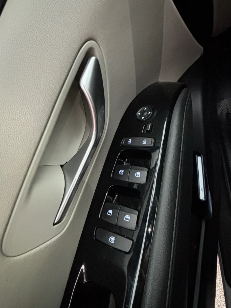 Hyundai Tucson, снимка 8 - Автомобили и джипове - 52564294